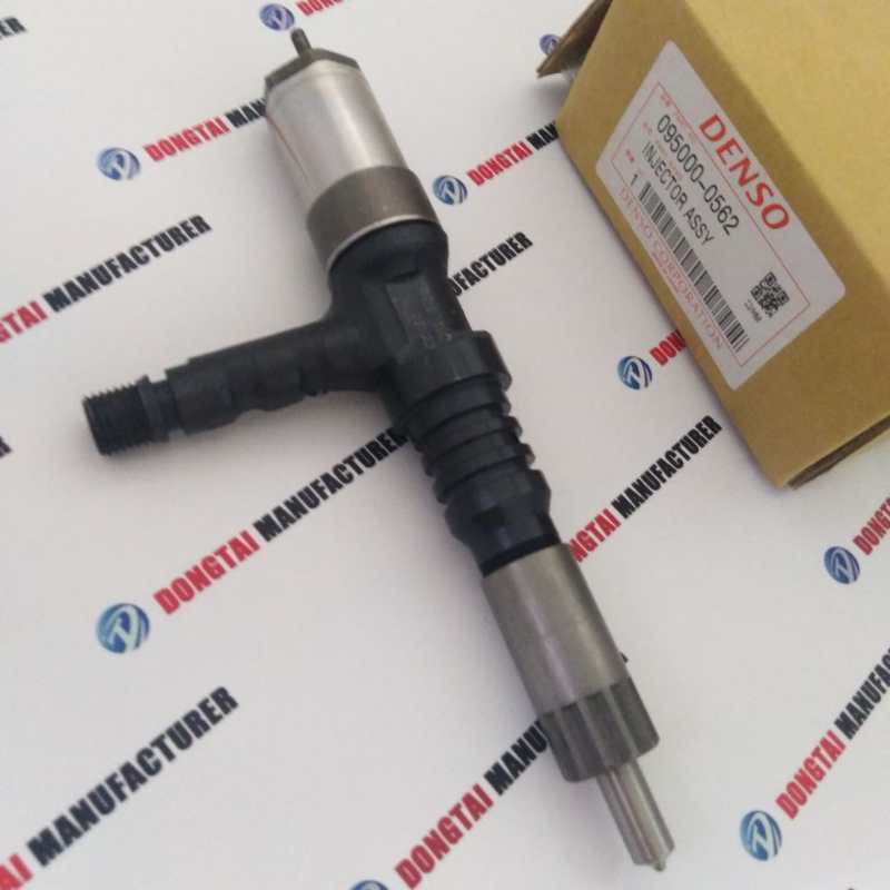 Denso Common Rail Injector  095000-0562 for KOMATSU