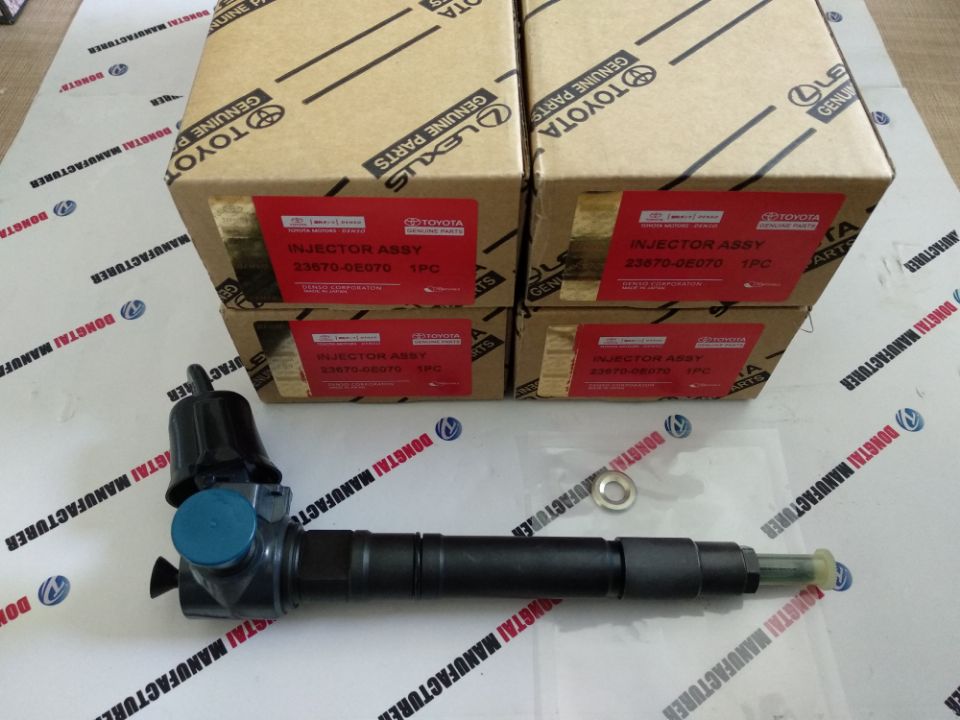 Denso Original 2GD Injector 23670-0E070 for Toyota Innova Fortuner Hilux Revo 2GDFVT Engine  EURO 6