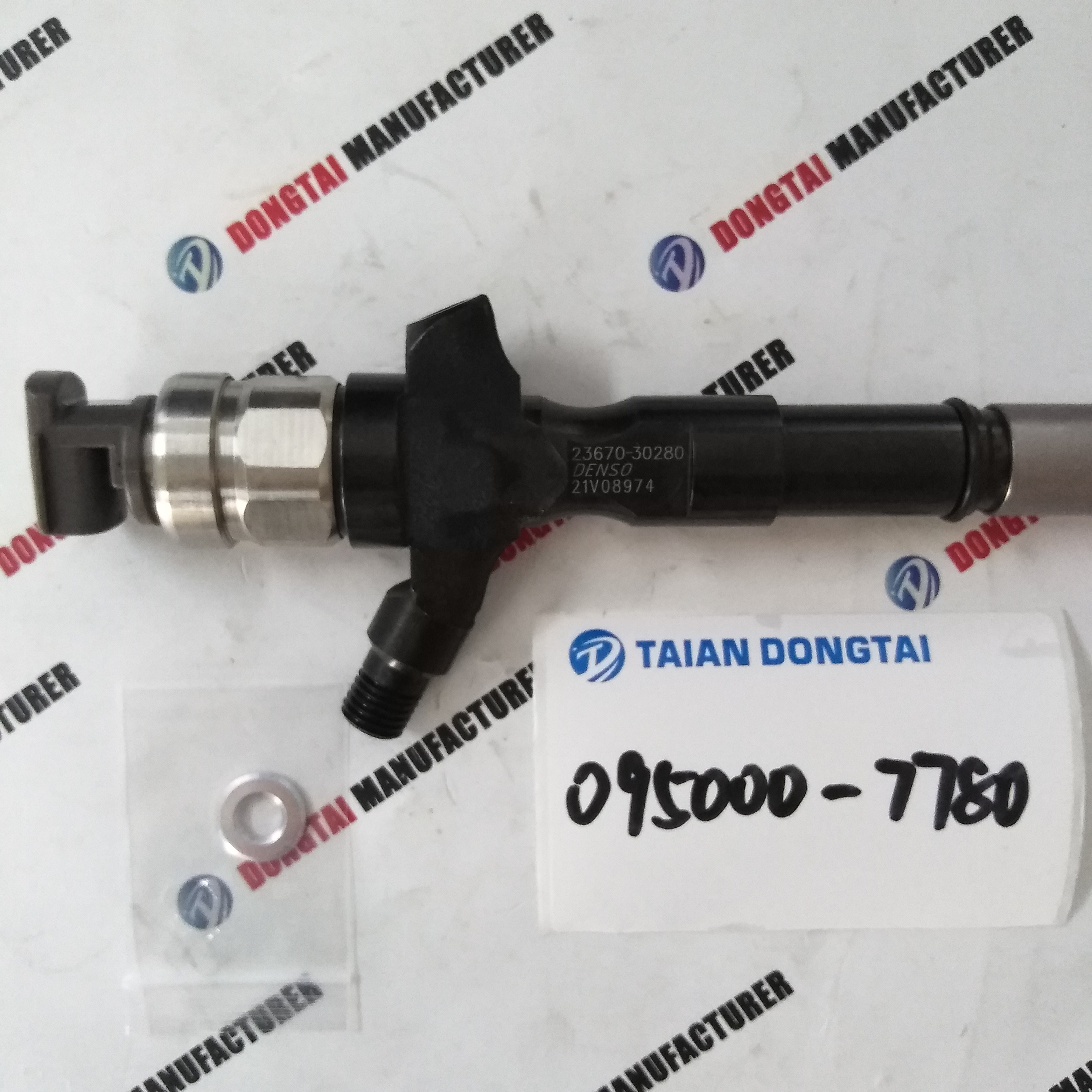 DENSO Common Rail Injector 095000-7780,23670-30280,23670-39185  For TOYOTA HILUX 1KD-FTV