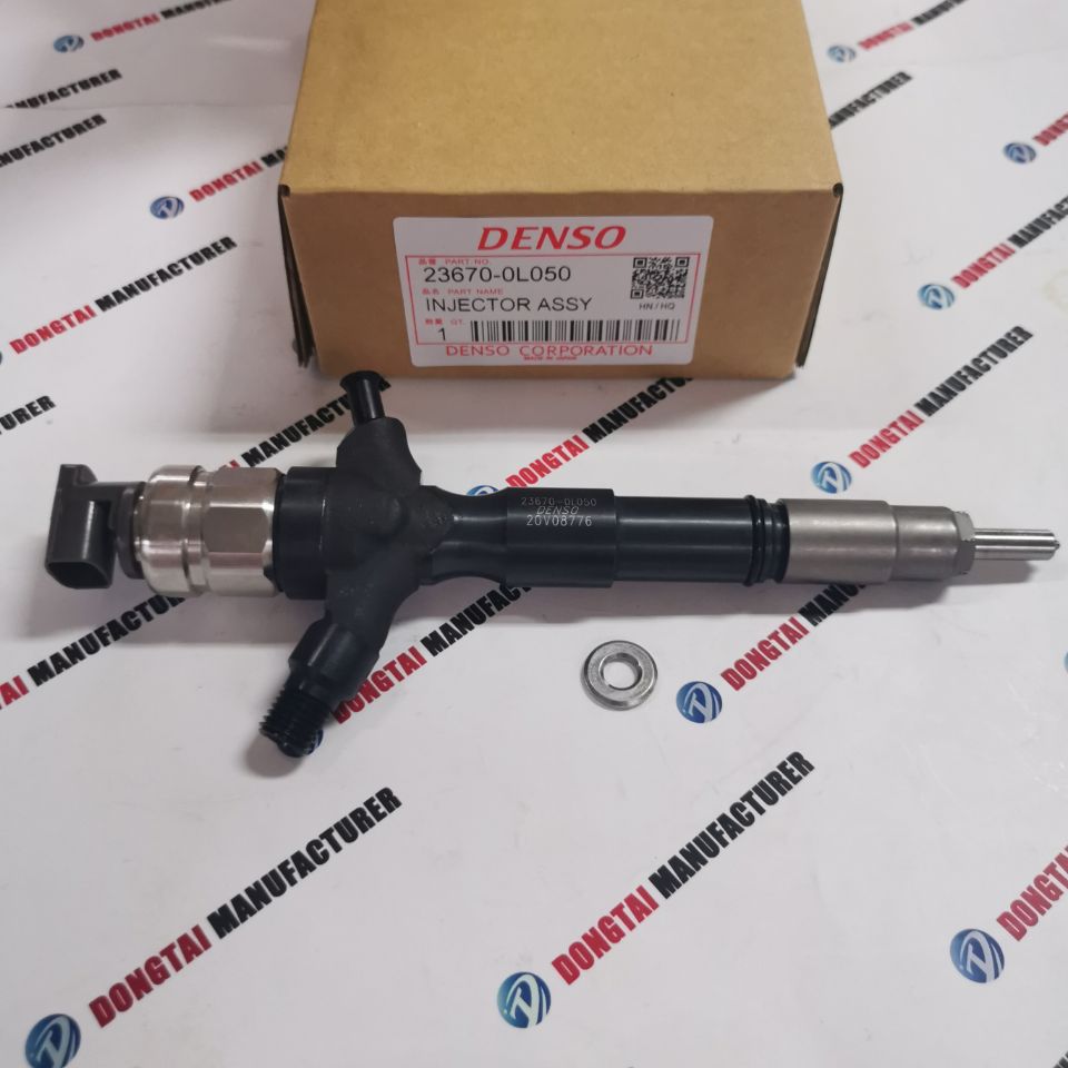 DENSO Common Rail Injector 095000-829#,23670-0L050, 095000-8290,095000-8220, 095000-8560 For TOYOTA Hilux Vigo 1KD-FTV